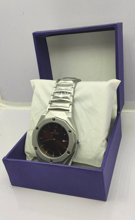 Luxury Men’s Stainless Steel Wristwatch – Reward