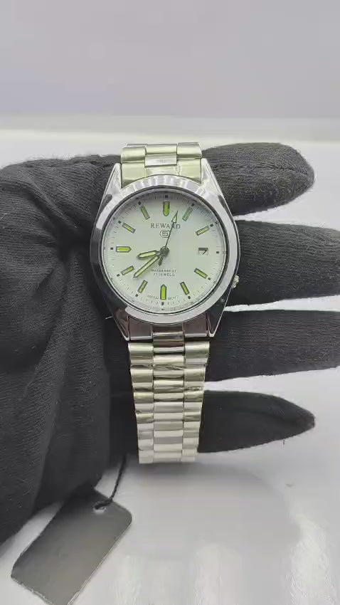 Silver Stainless Steel Men’s Analog Watch